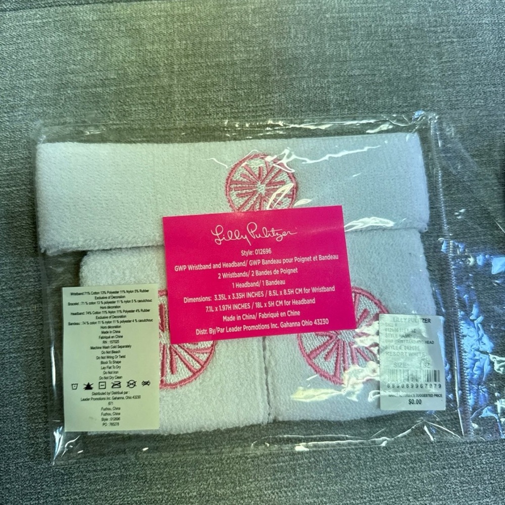 Lilly Pulitzer Wristband and Headband and scrunchie set - Picture 2 of 3